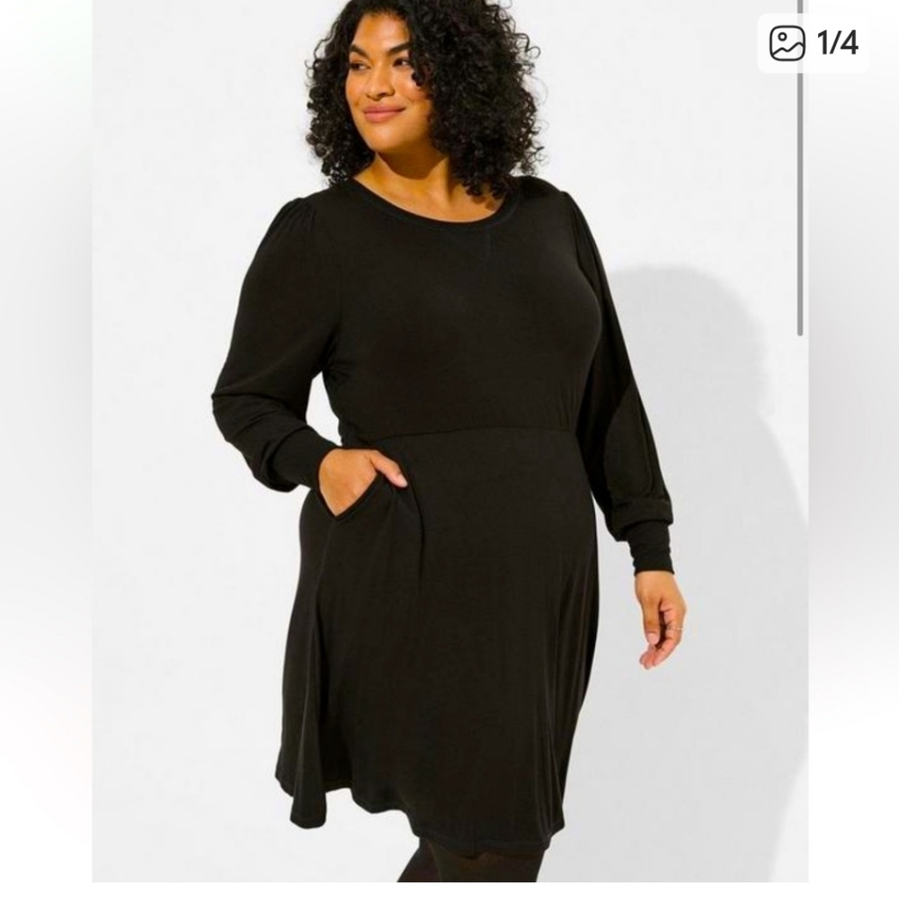 TORRID Skater Mini Super Soft Puff Sleeve Skater Dress 0x NWT.